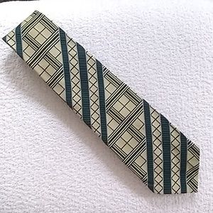 hunter/gold plaid tie